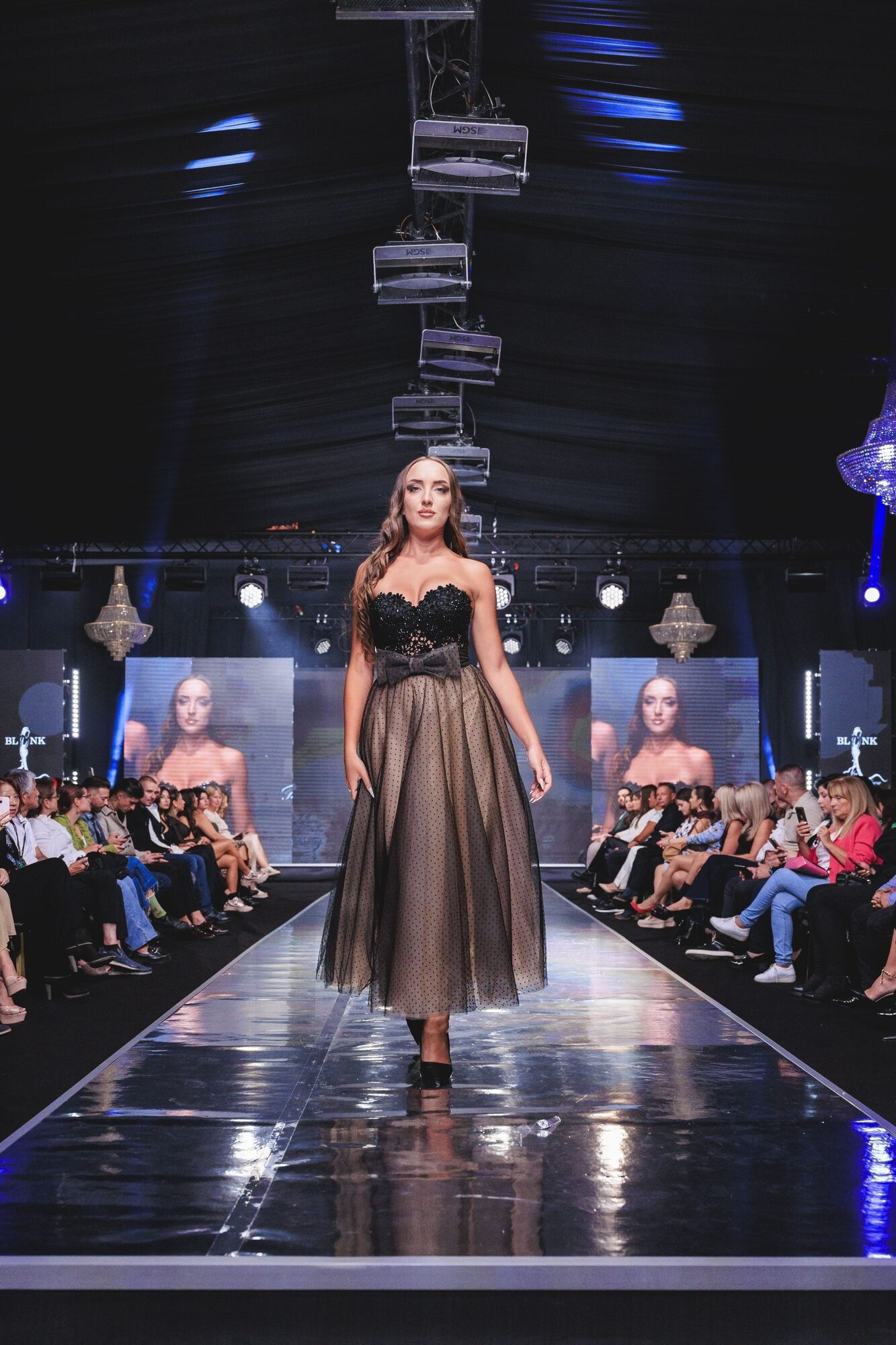 Code Fashion Runway