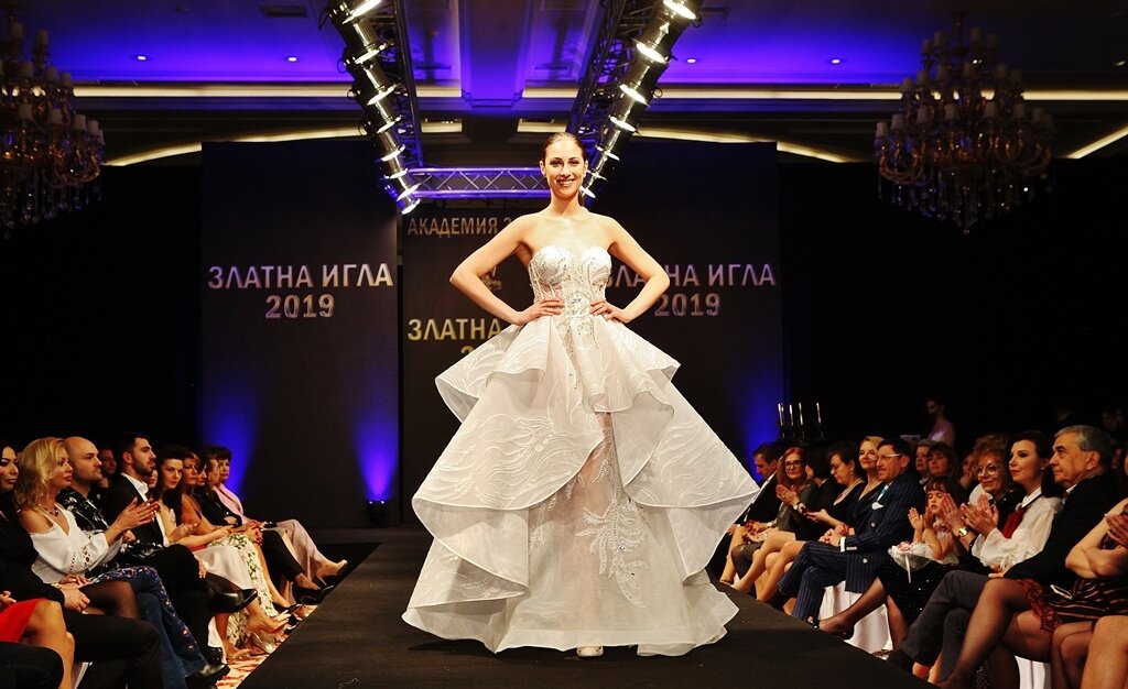 RADOSLAVA LAZAROVA WON “GOLDEN NEEDLE 2019”