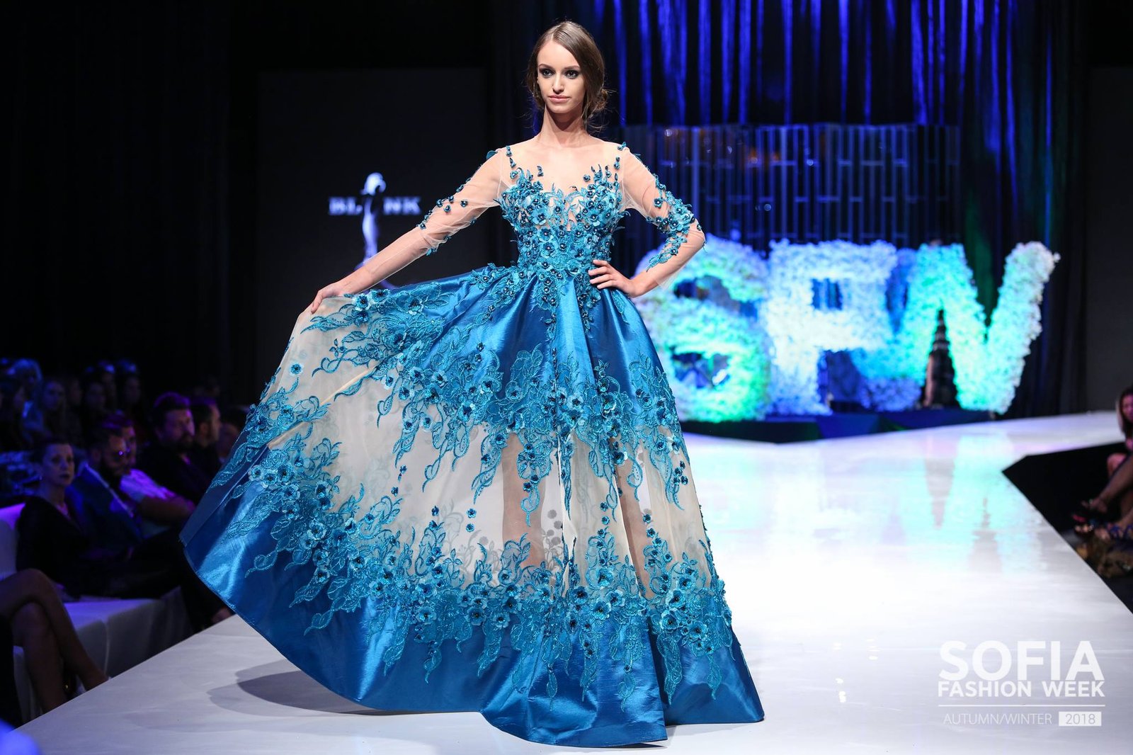 Колеция Womanity Prom на модна къща „Блинк“ с дизайнер Ради Лазарова.