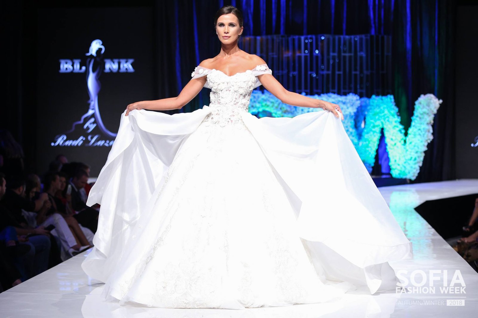 Колеция Womanity Prom на модна къща „Блинк“ с дизайнер Ради Лазарова.